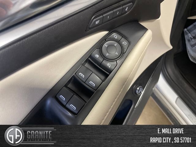 Used 2023 Buick Enclave Premium AWD/4WD image 14