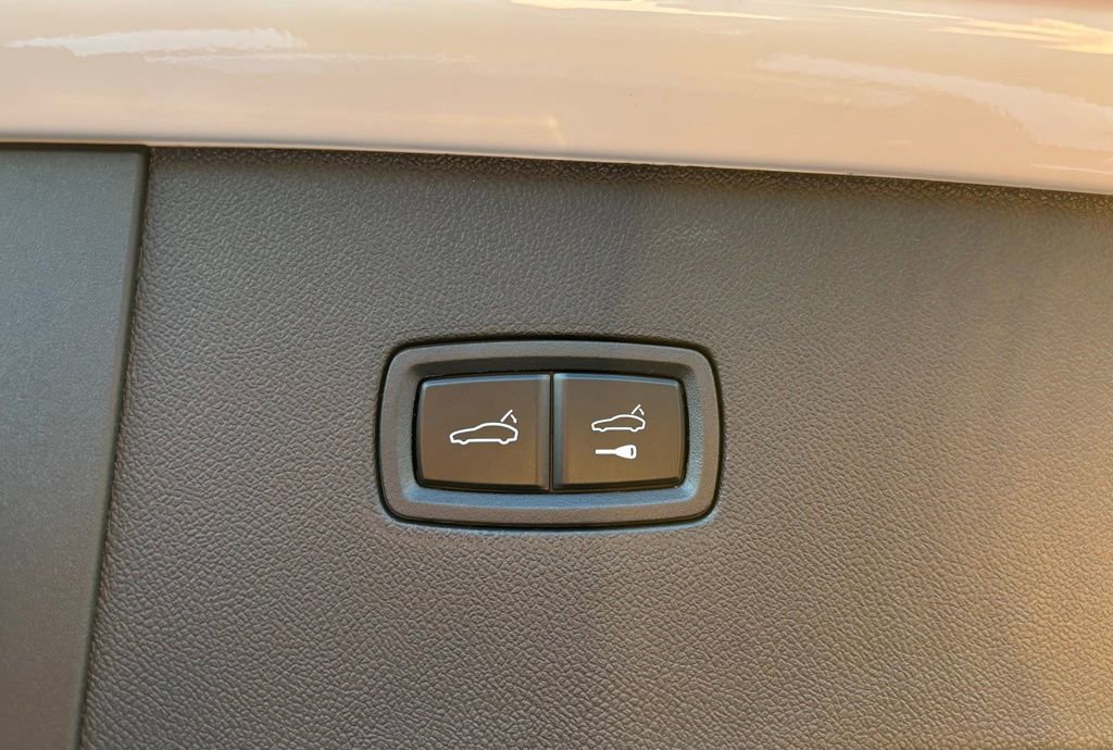 New 2026 Porsche Cayenne Coupe image 10