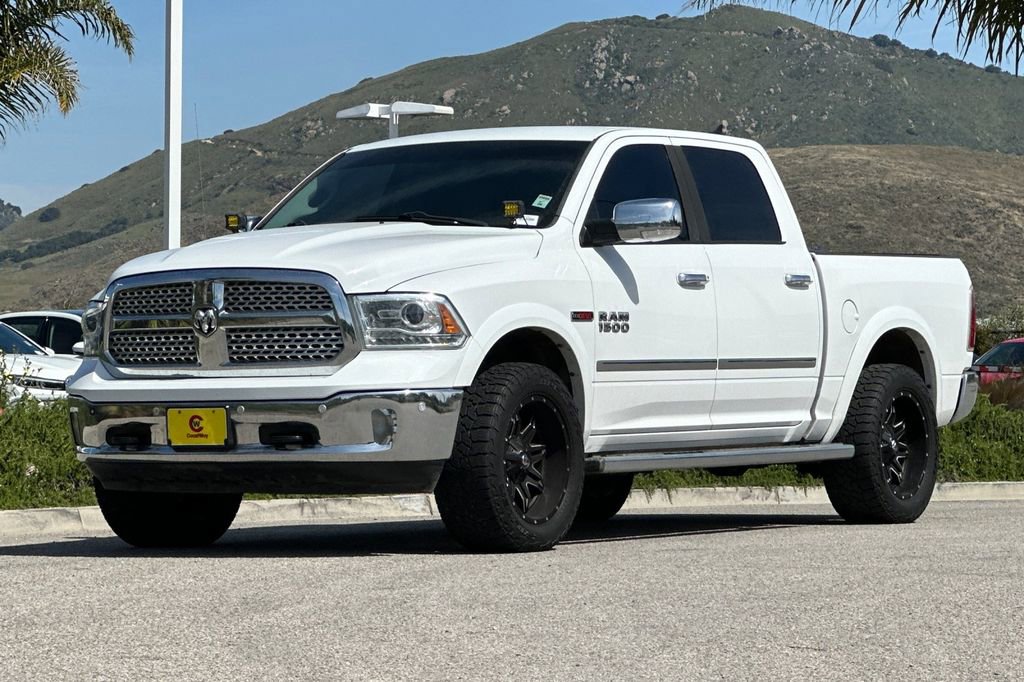 Used 2014 RAM 1500 Laramie w/ Convenience Group image 7