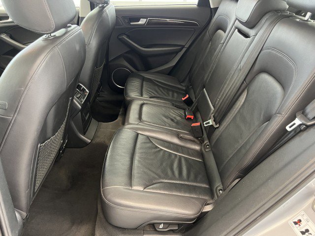 Used 2016 Audi Q5 2.0T Premium Plus w/ Technology Package image 29