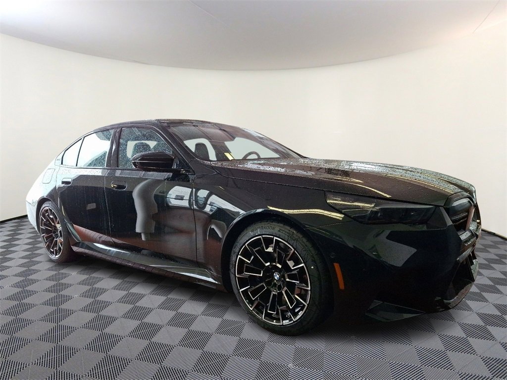 New 2025 BMW M5 w/ M Driver's Package image 1
