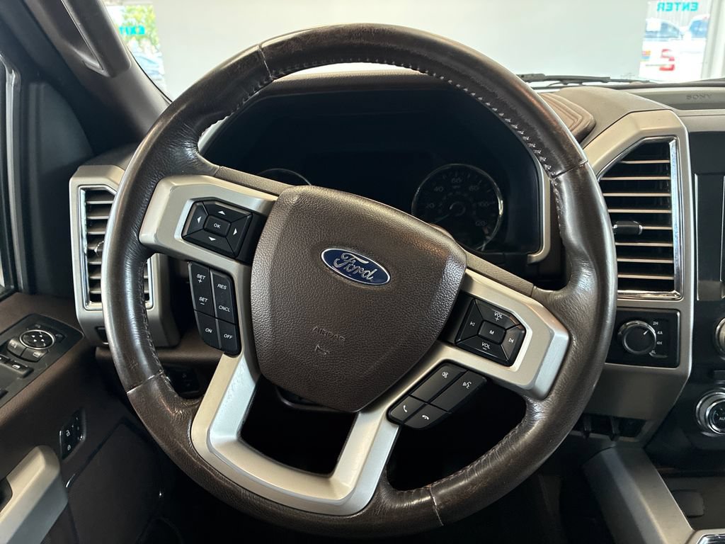 Used 2015 Ford F150 King Ranch w/ Equipment Group 601A Luxury AWD/4WD image 15