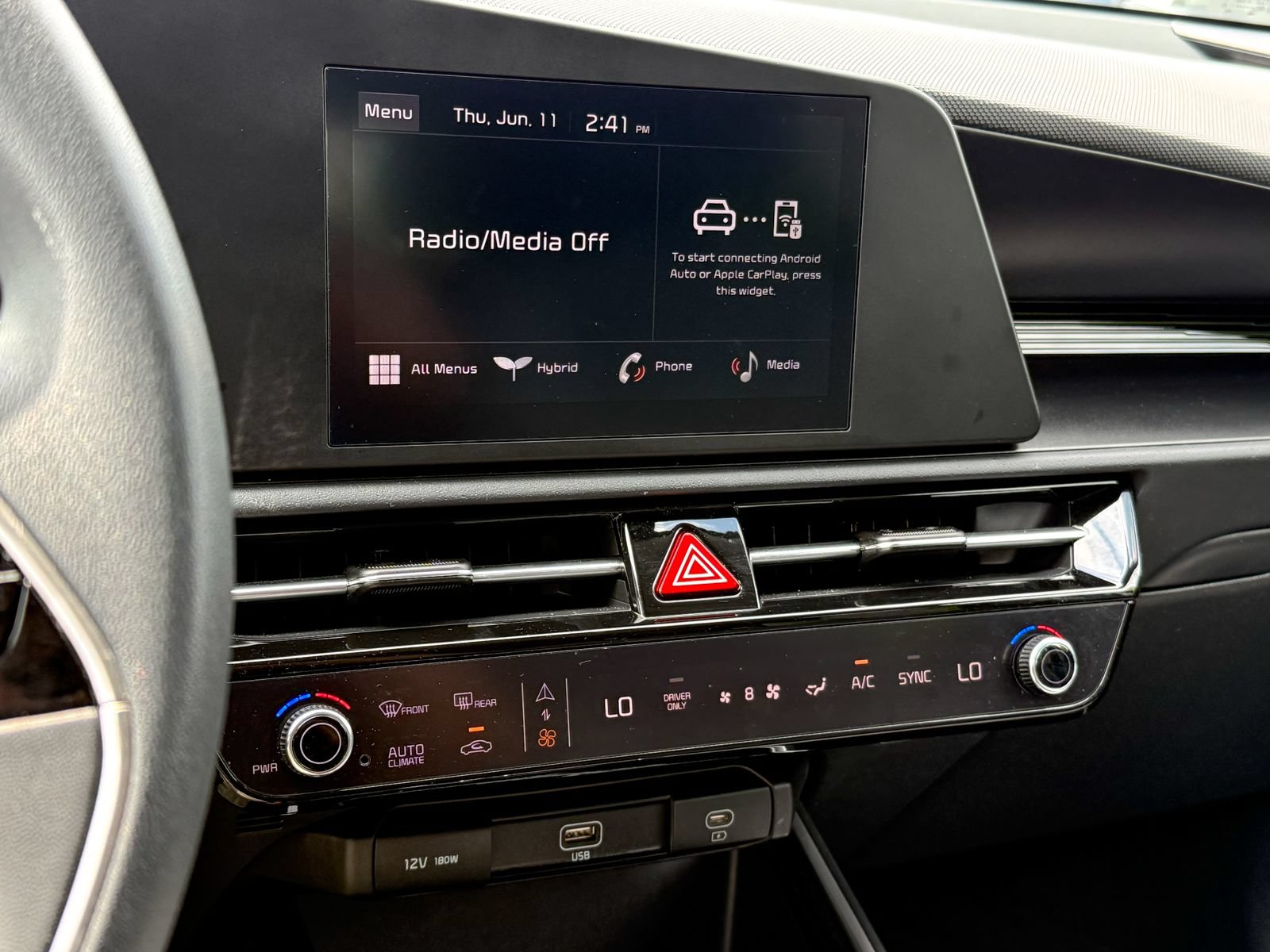 Certified 2025 Kia Niro LX FWD image 19