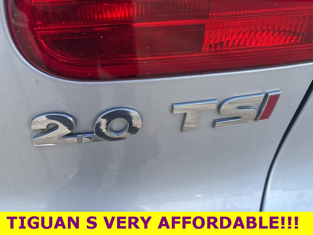 Used 2015 Volkswagen Tiguan S image 7