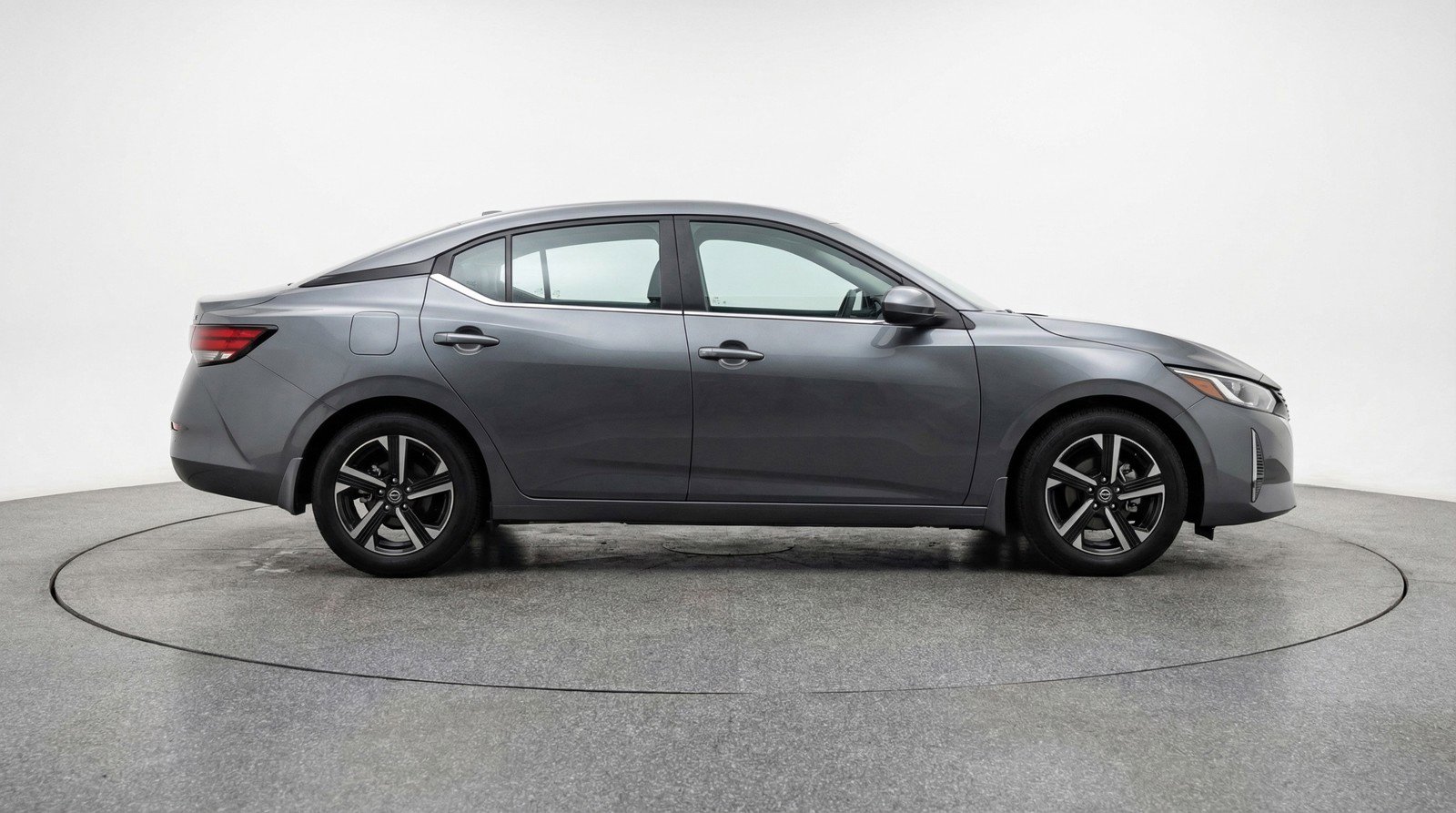 Used 2025 Nissan Sentra SV image 11