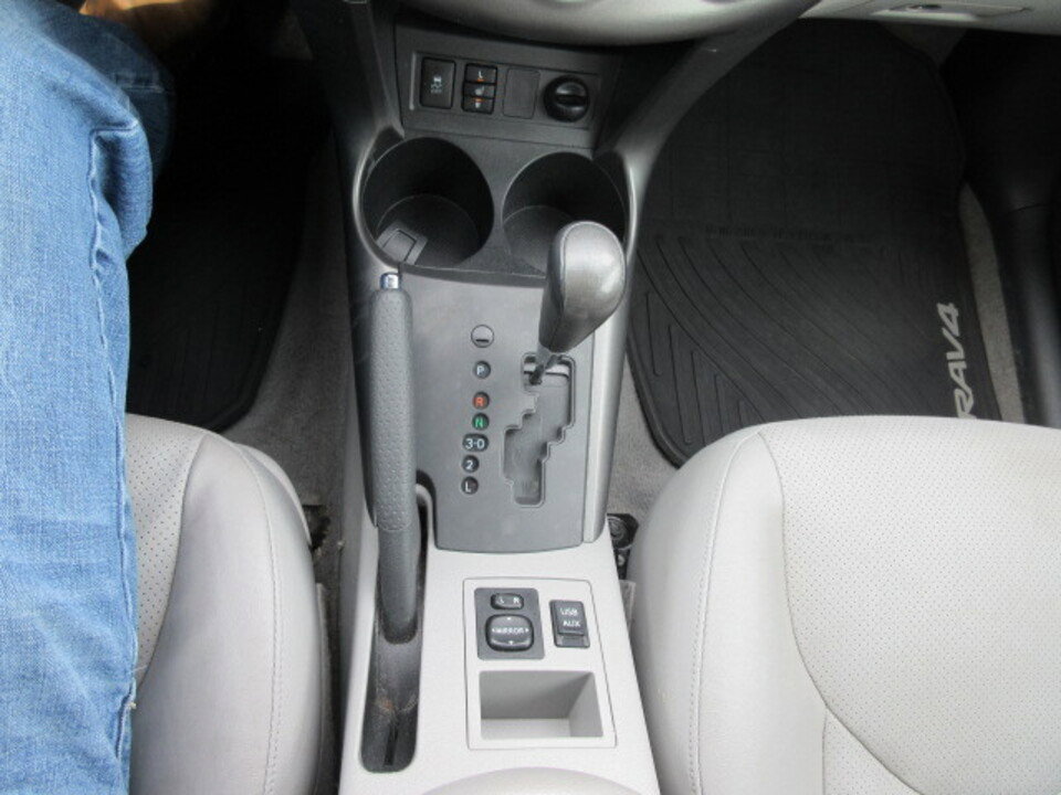 Used 2012 Toyota RAV4 Limited w/ Premium Plus Value Pkg image 23