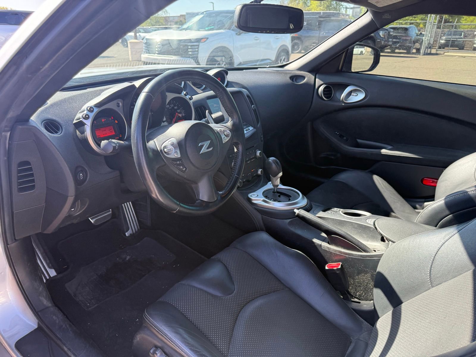 Used 2013 Nissan 370Z Touring w/ Sport Pkg RWD image 11