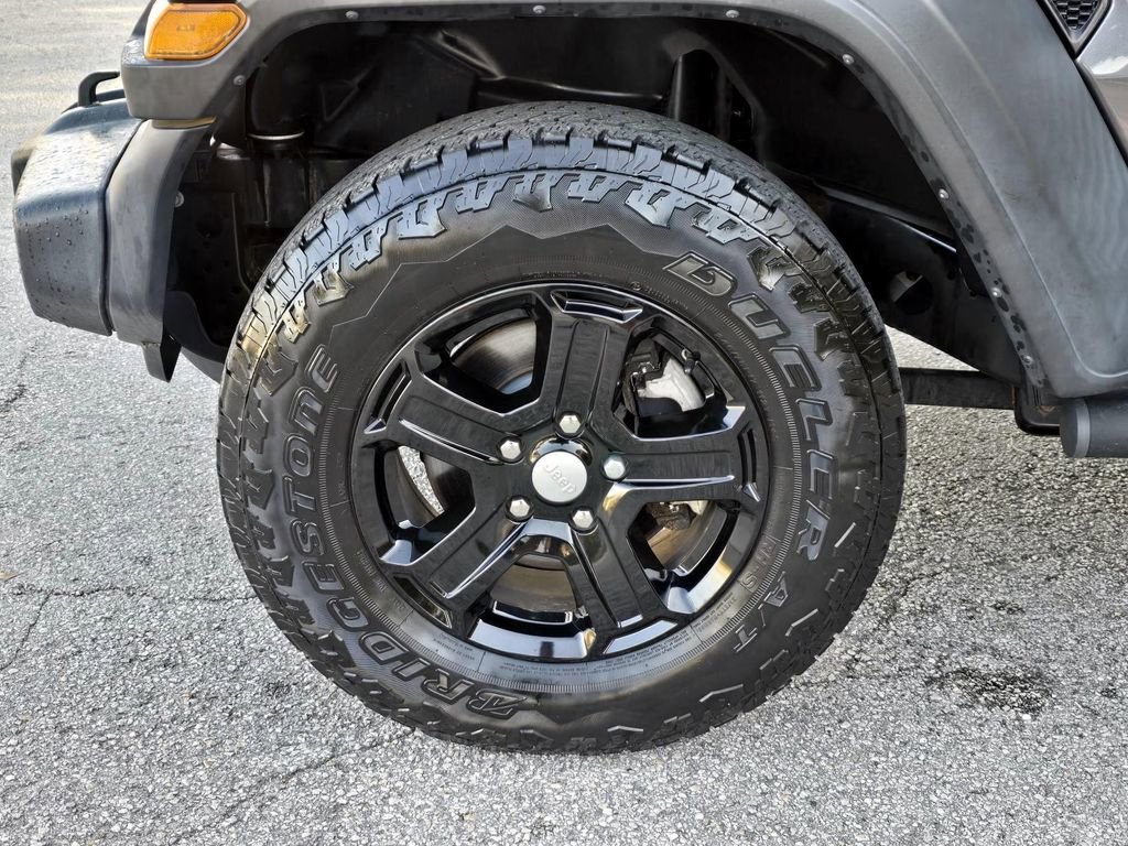 Used 2019 Jeep Wrangler Unlimited Sport S image 8