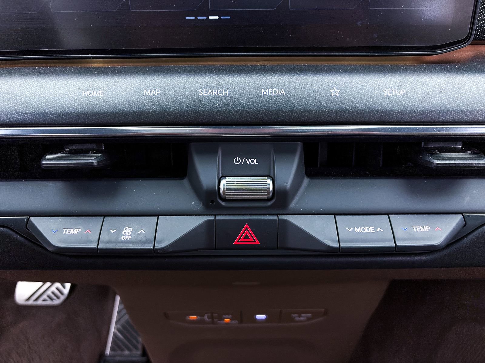 Used 2024 Kia EV9 GT-Line image 28