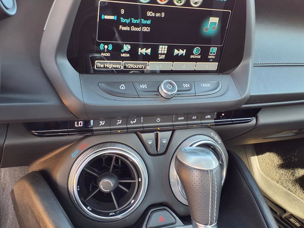 Used 2018 Chevrolet Camaro SS image 10