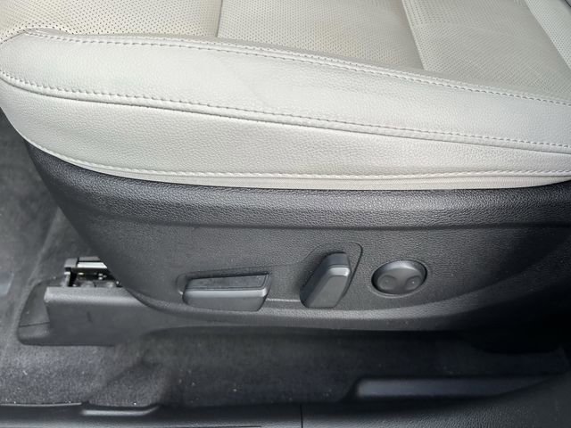 Used 2024 Kia Telluride EX image 25