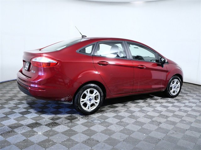 Used 2016 Ford Fiesta SE image 8