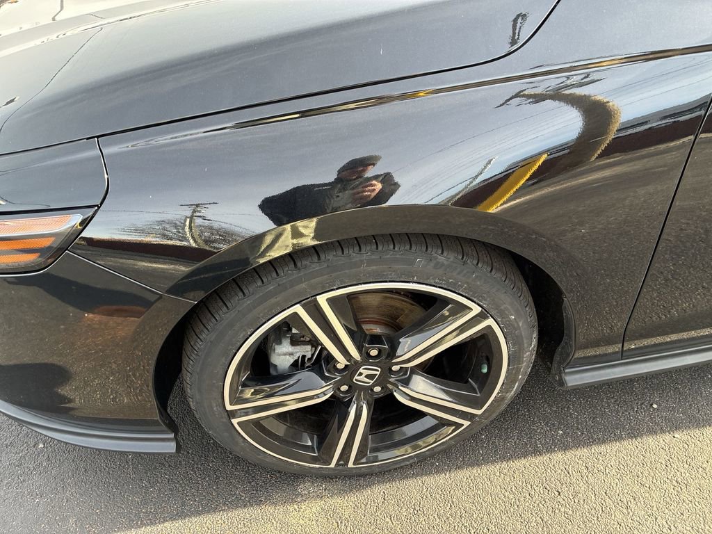 Used 2024 Honda Accord Sport image 10