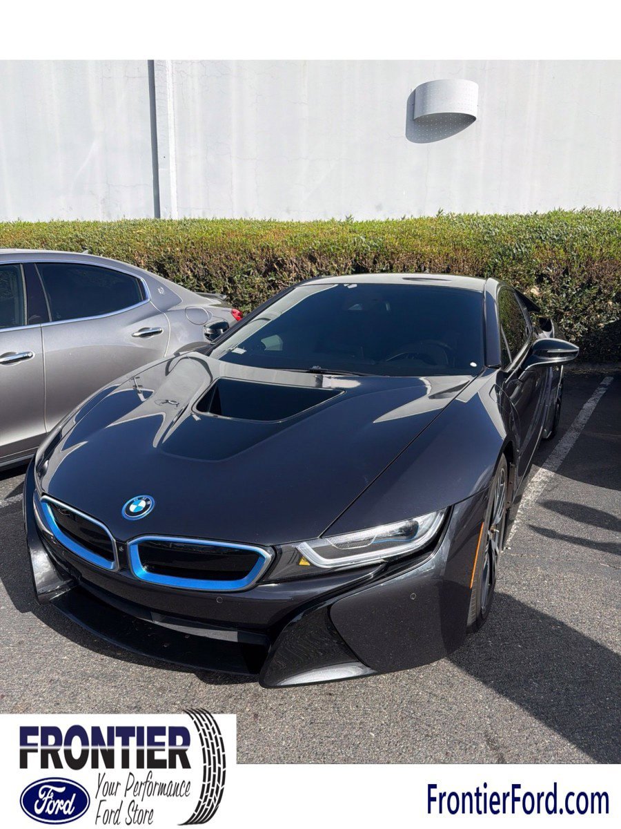 Used 2016 BMW i8 AWD/4WD image 11