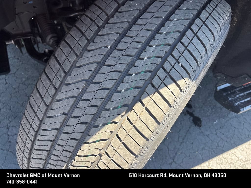 New 2026 GMC Yukon XL Denali w/ Sun & Power Step Package AWD/4WD image 27