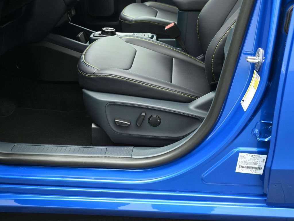 New 2026 Ford Maverick Lobo AWD/4WD image 10
