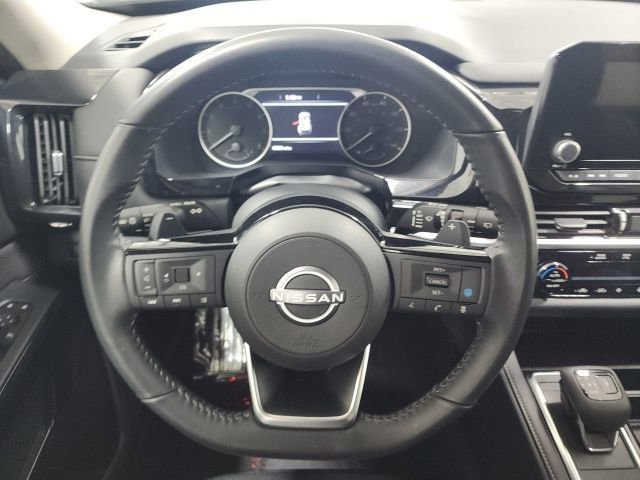 Used 2023 Nissan Pathfinder SV w/ SV Premium Package image 27