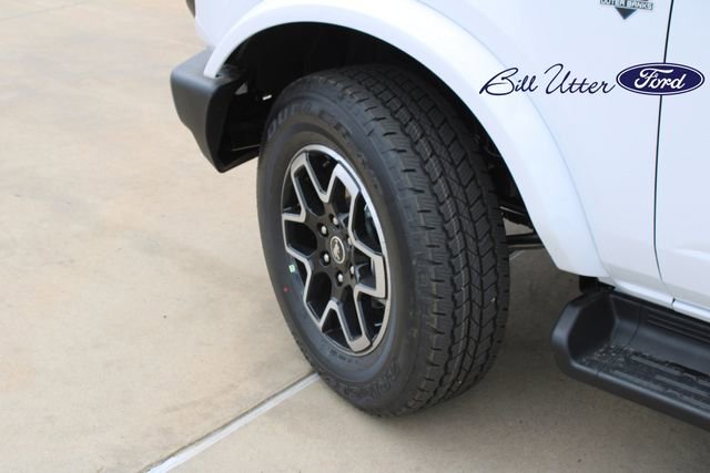 New 2026 Ford Bronco Outer Banks AWD/4WD image 5