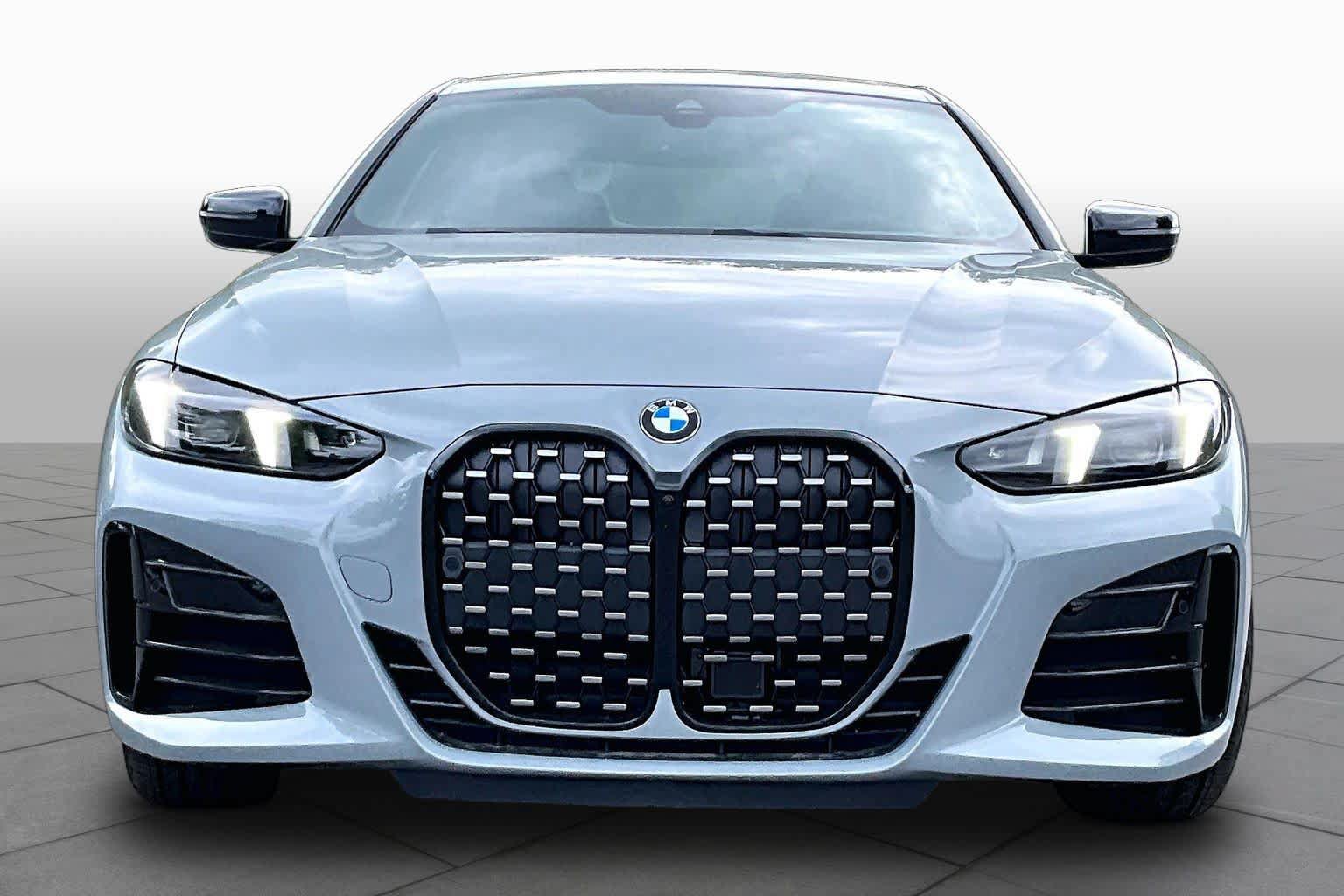 New 2026 BMW 430i Coupe w/ M Sport Package RWD image 3