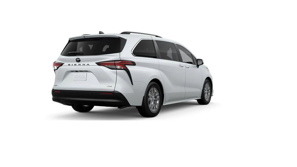 New 2026 Toyota Sienna XLE image 31
