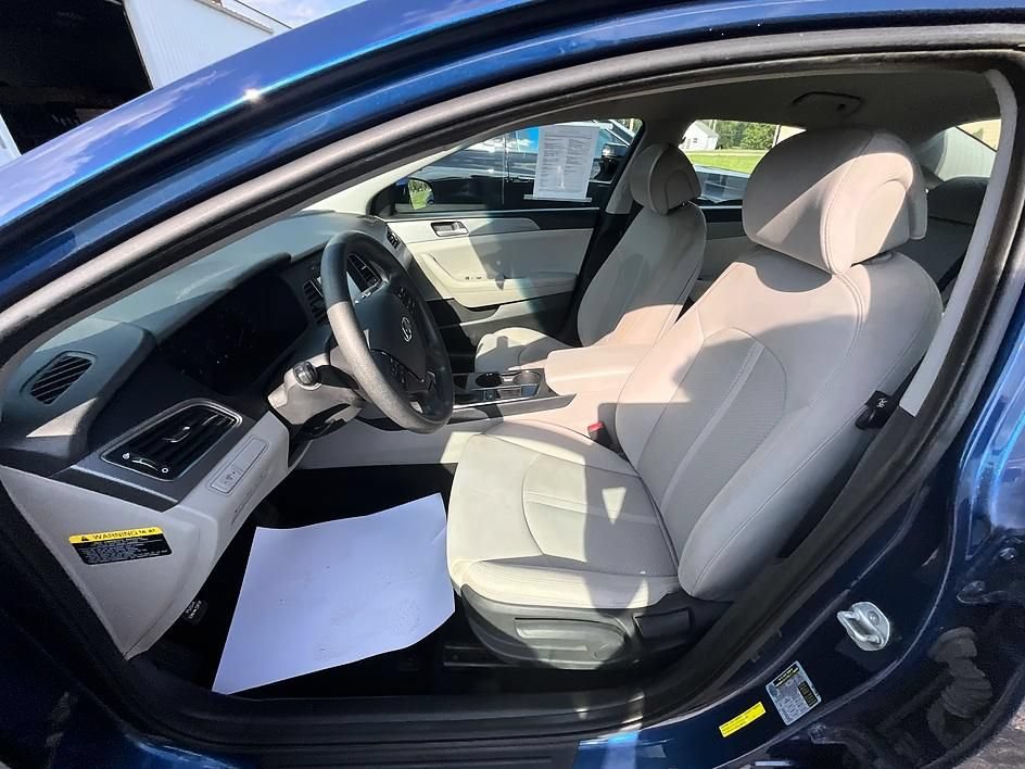 Used 2017 Hyundai Sonata SE FWD image 15