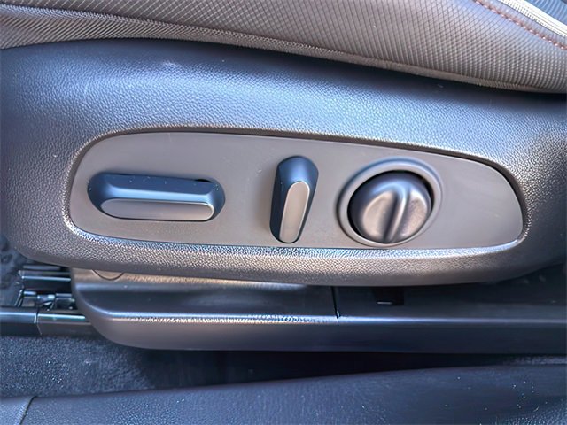 Certified 2023 Chevrolet TrailBlazer RS w/ Convenience Package image 17