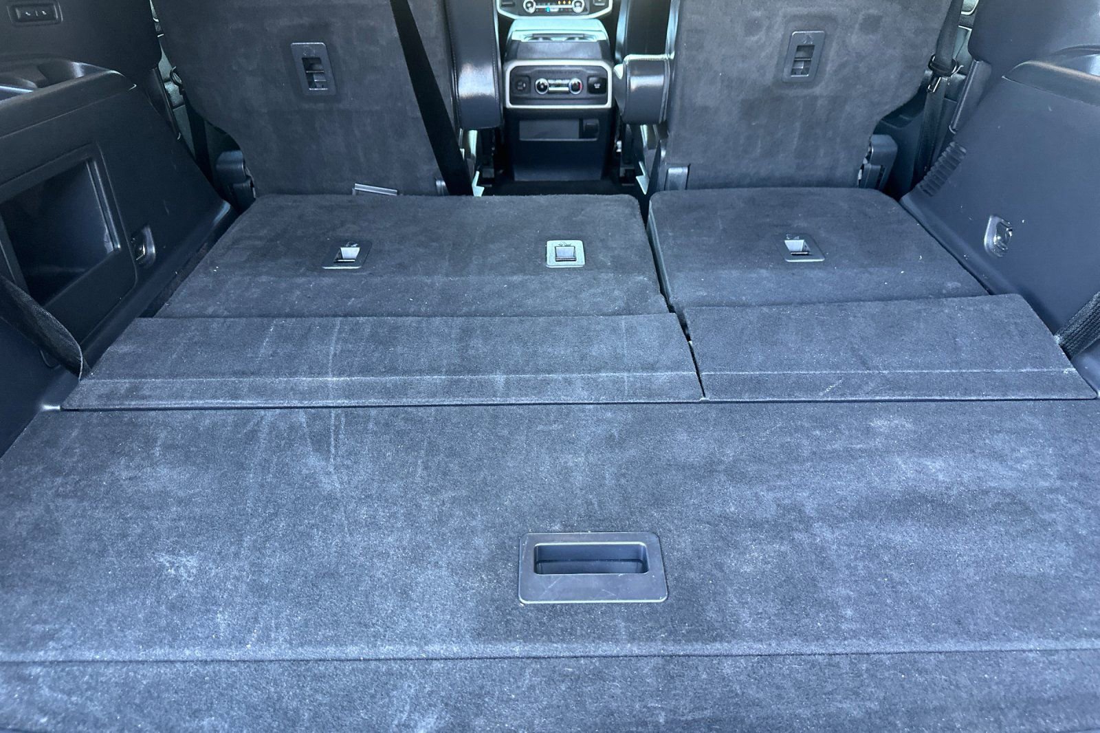 Used 2022 Ford Expedition XLT image 16