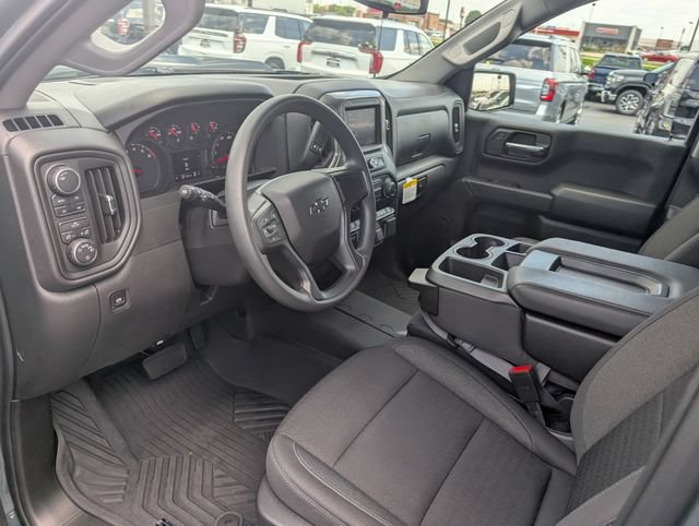 Used 2026 Chevrolet Silverado 1500 Custom Trail Boss w/ LPO, Dark Essentials Package AWD/4WD image 14