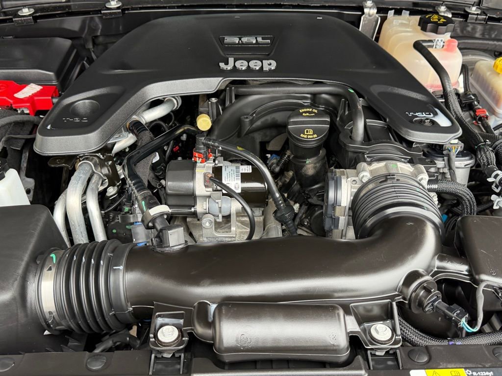 Used 2021 Jeep Wrangler Rubicon w/ LED Lighting Group image 7