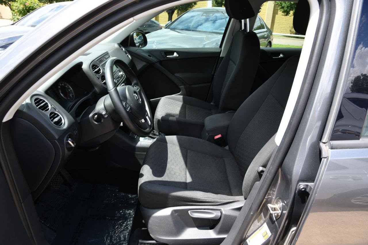 Used 2014 Volkswagen Tiguan S FWD image 15
