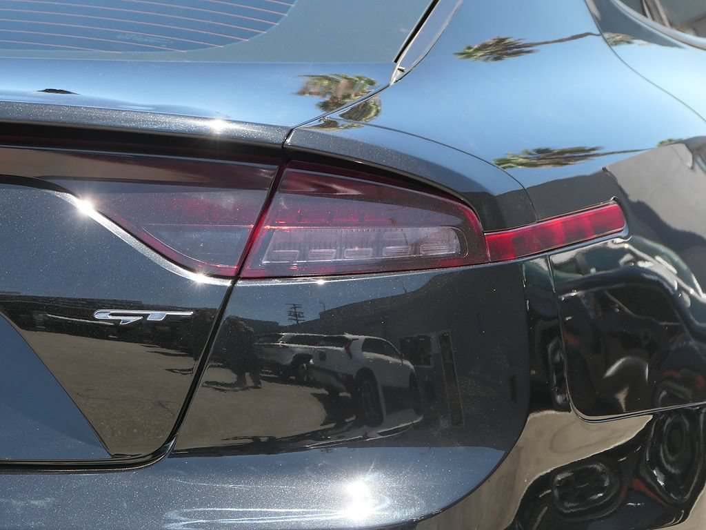 Used 2022 Kia Stinger GT1 w/ Red Interior Color Package RWD image 4