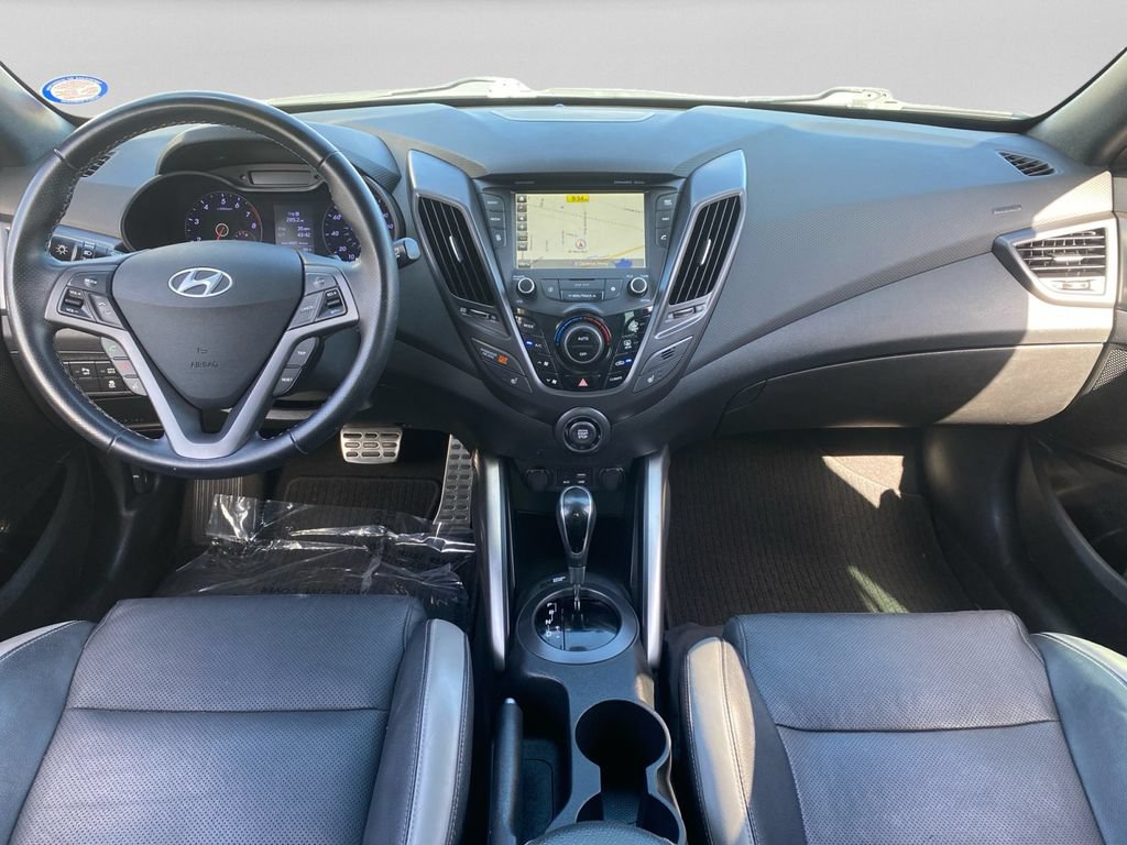 Used 2016 Hyundai Veloster Turbo w/ Option Group 04 FWD image 23