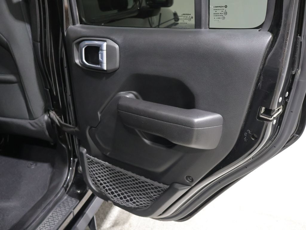 Used 2021 Jeep Gladiator Sport AWD/4WD image 21