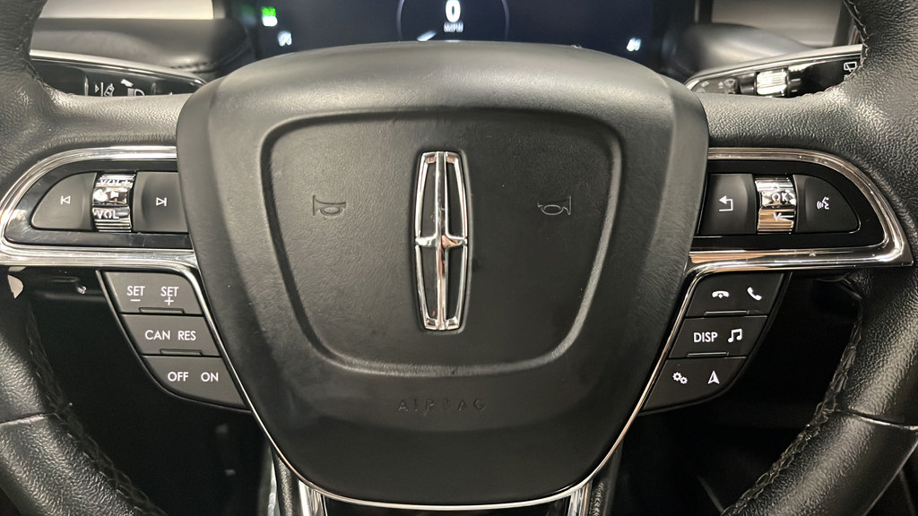 Used 2023 Lincoln Nautilus AWD w/ Premium Package image 16