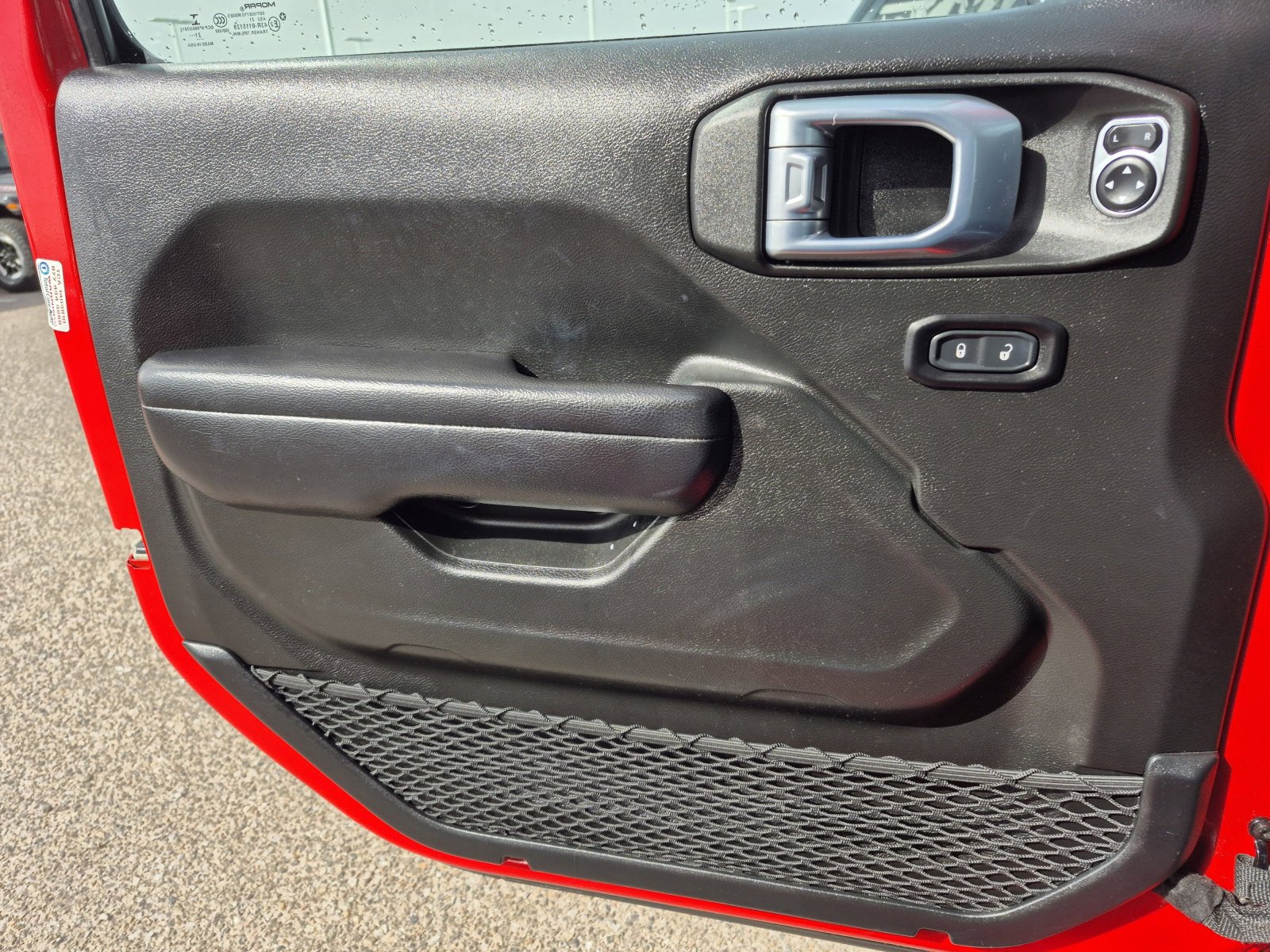 Used 2021 Jeep Wrangler Sport S image 14