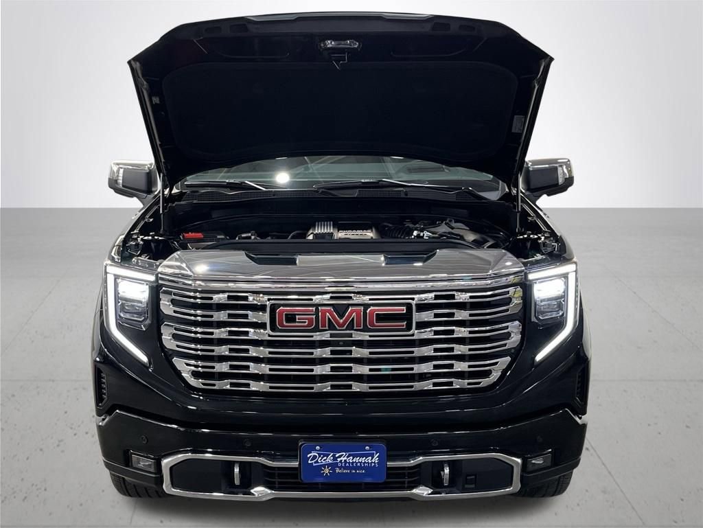 Certified 2023 GMC Sierra 1500 Denali w/ Denali Reserve Package AWD/4WD image 6