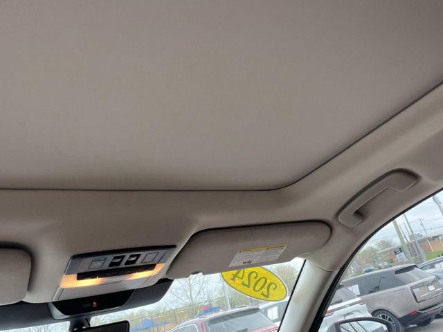 Certified 2024 Nissan Pathfinder Platinum w/ Cargo Package FWD image 14