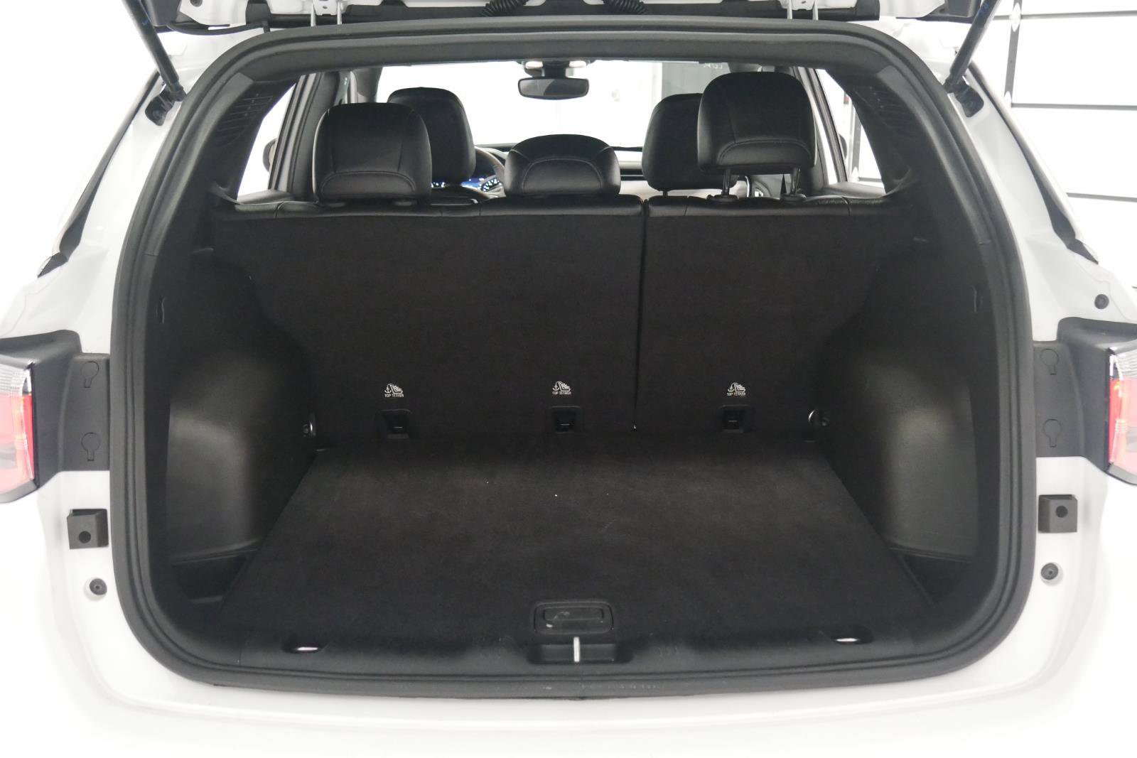 Used 2024 Jeep Compass Latitude image 25