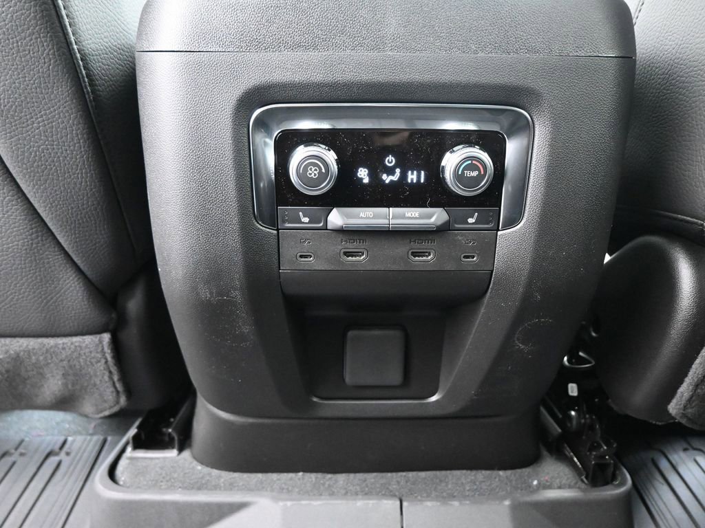 New 2026 GMC Yukon XL Denali image 23