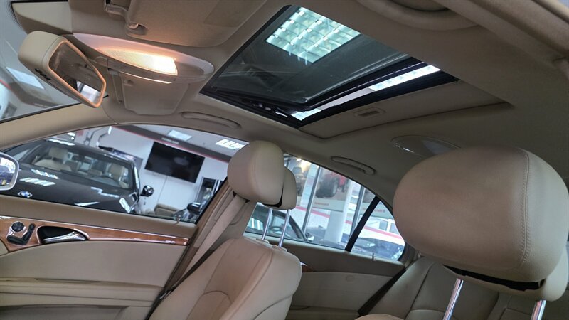 Used 2008 Mercedes-Benz E 350 4MATIC Sedan image 17