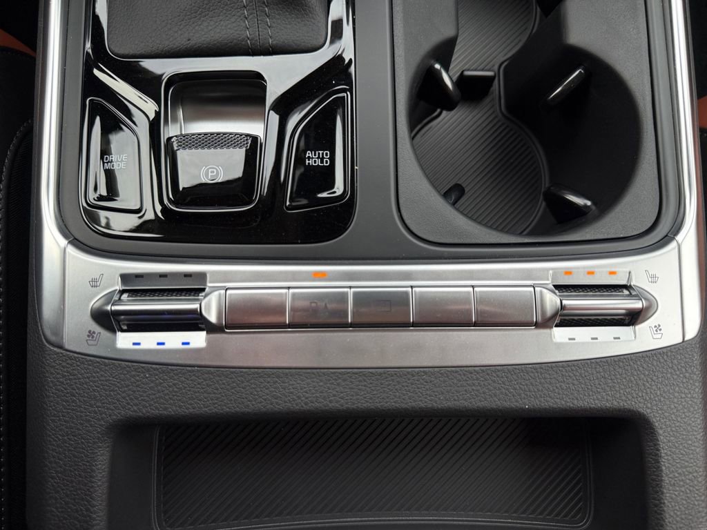 New 2026 Kia Carnival SX FWD image 31