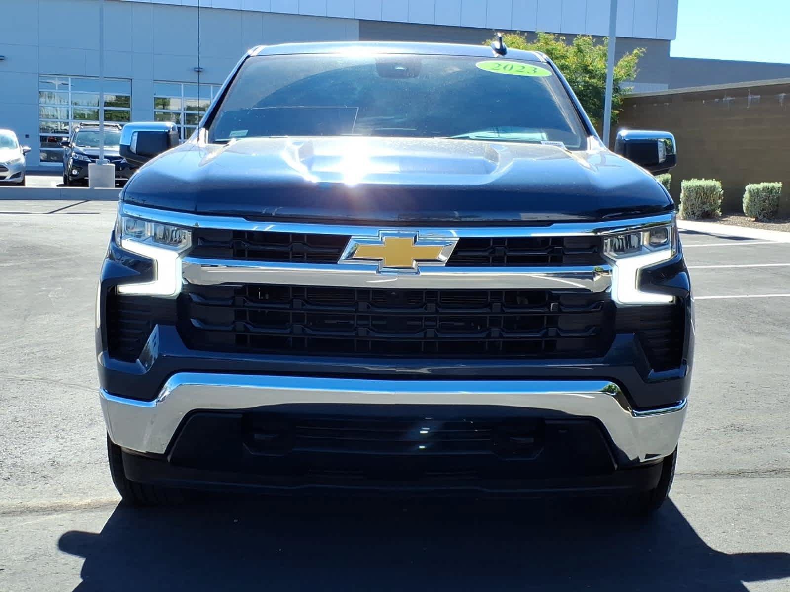 Used 2023 Chevrolet Silverado 1500 LT w/ Safety Package RWD image 2