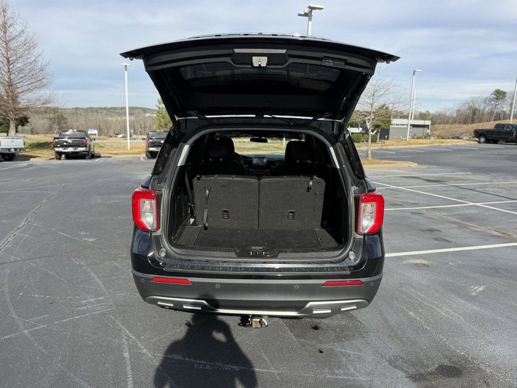Certified 2023 Ford Explorer XLT w/ Equipment Group 202A image 7
