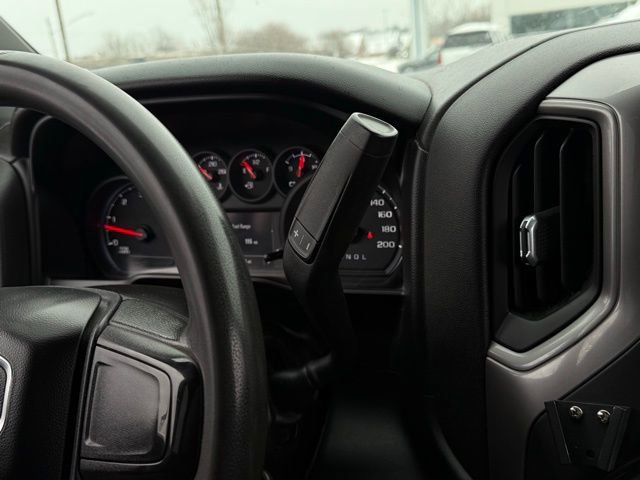 Used 2021 GMC Sierra 2500 4x4 Crew Cab w/ Gooseneck/5TH Wheel Package image 9