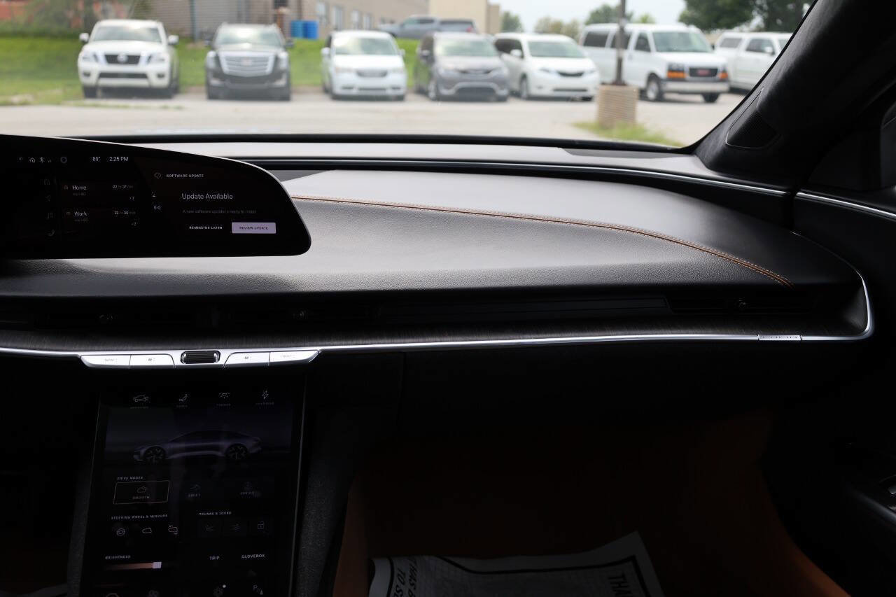 Used 2023 Lucid Air Touring image 24