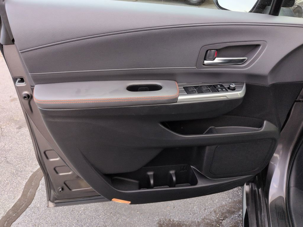 Certified 2022 Toyota Sienna XSE AWD/4WD image 10
