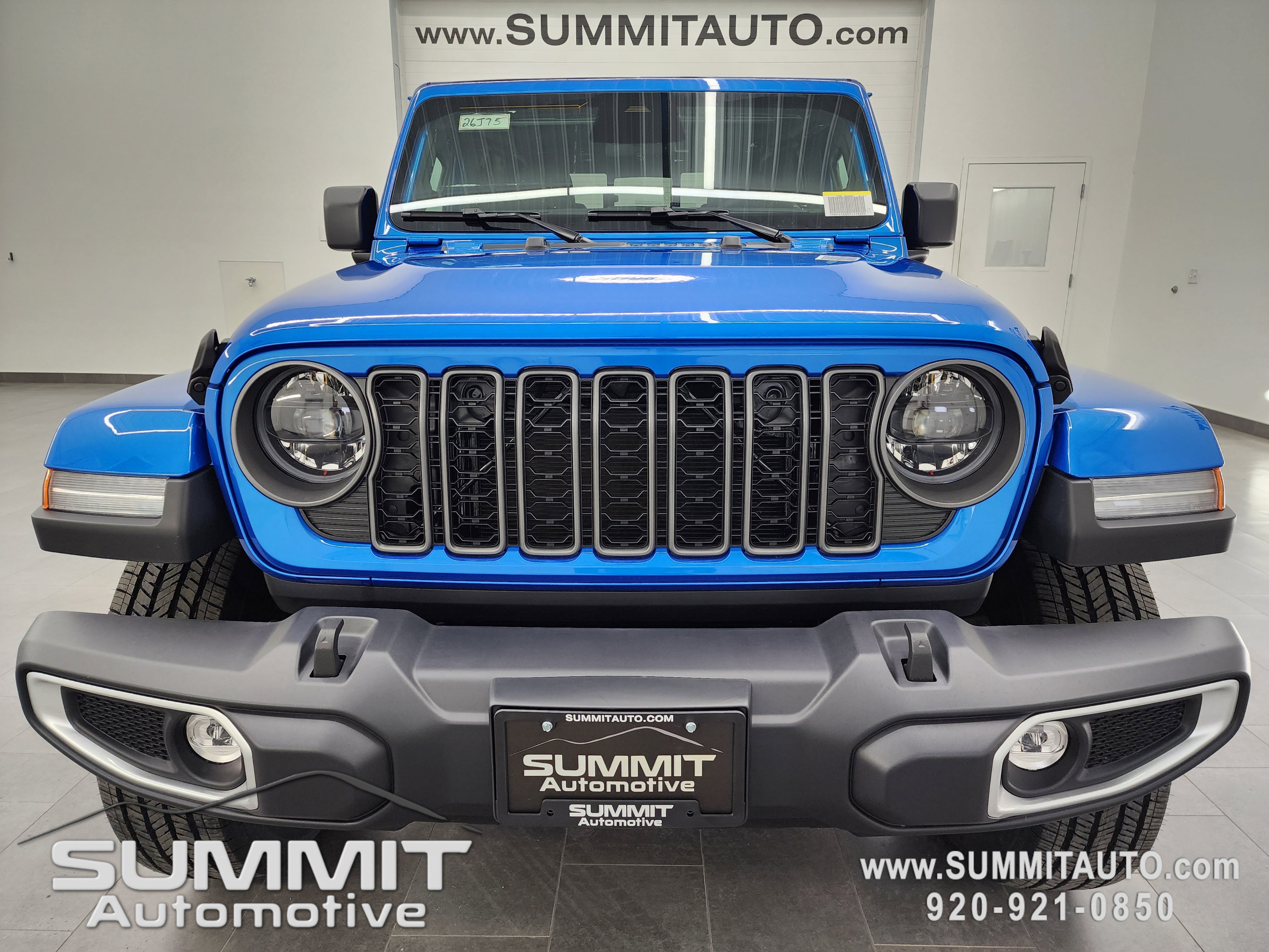 New 2026 Jeep Gladiator Sahara image 22