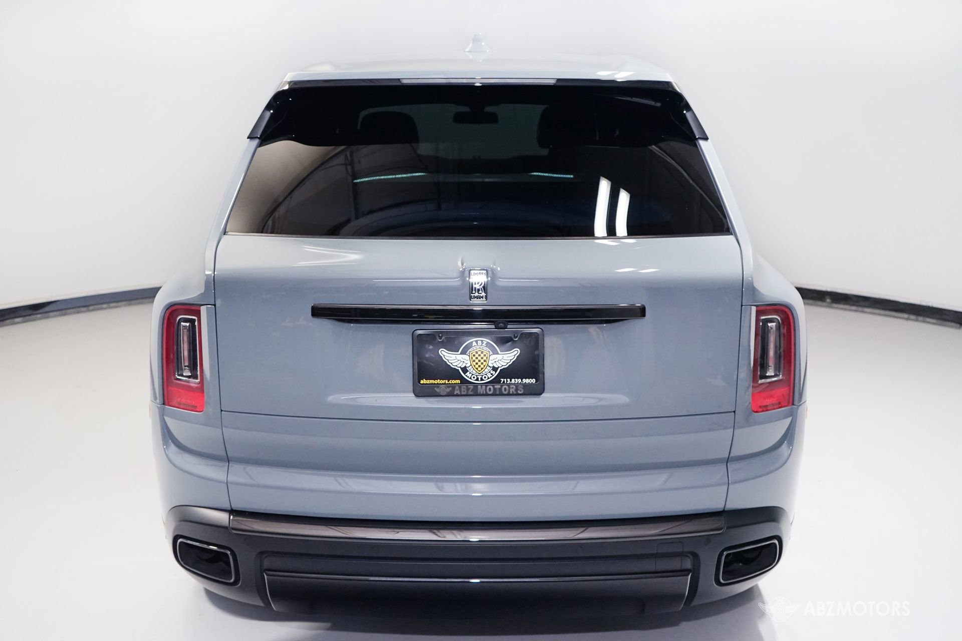 Used 2023 Rolls-Royce Cullinan Black Badge w/ Driver's Package image 8