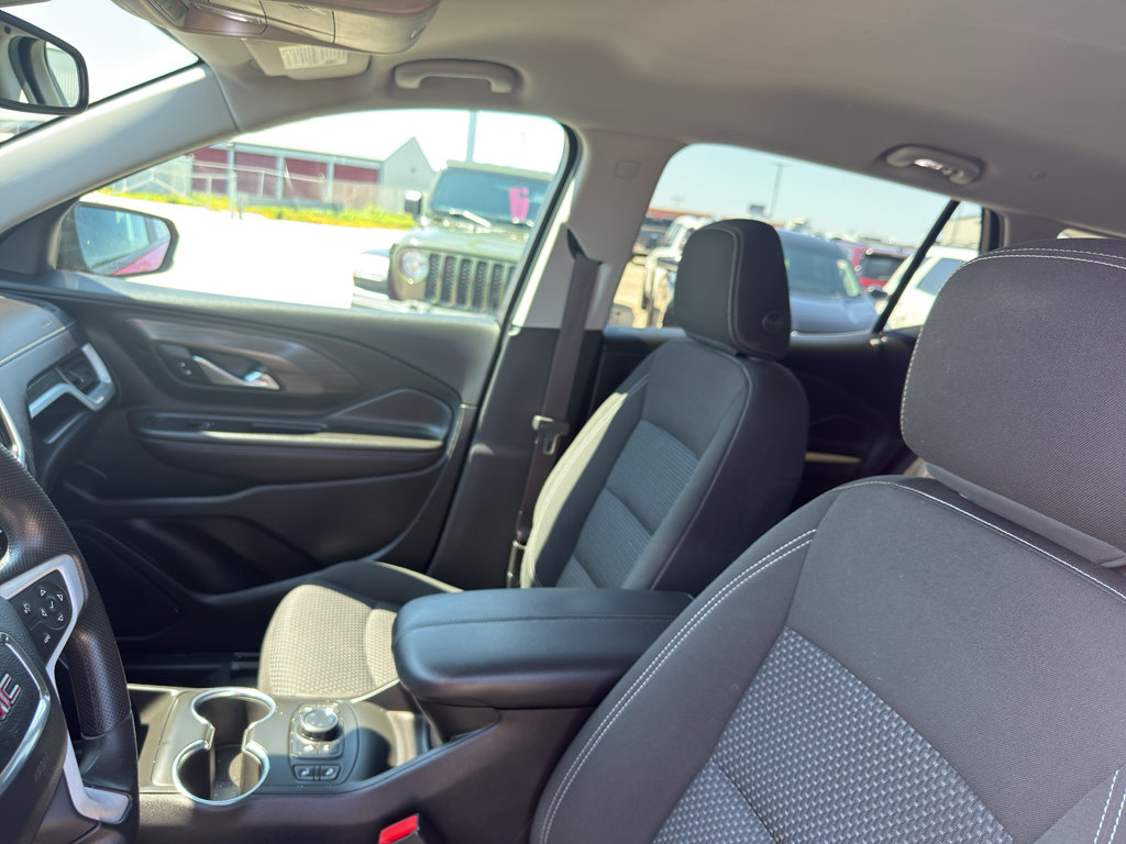 Used 2022 GMC Terrain SLE w/ Driver Convenience Package AWD/4WD image 26