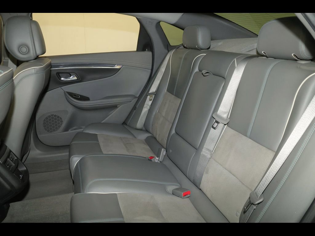 Used 2014 Chevrolet Impala LT FWD image 14